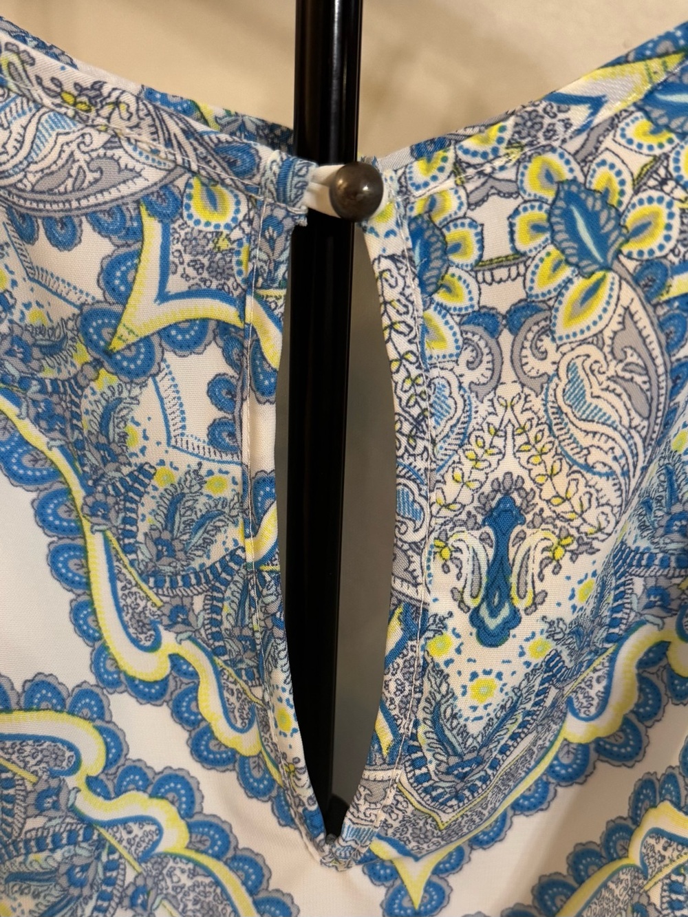 Altar'd State Paisley Print Cold Shoulder Romper! Size Small. - Picture 9 of 15